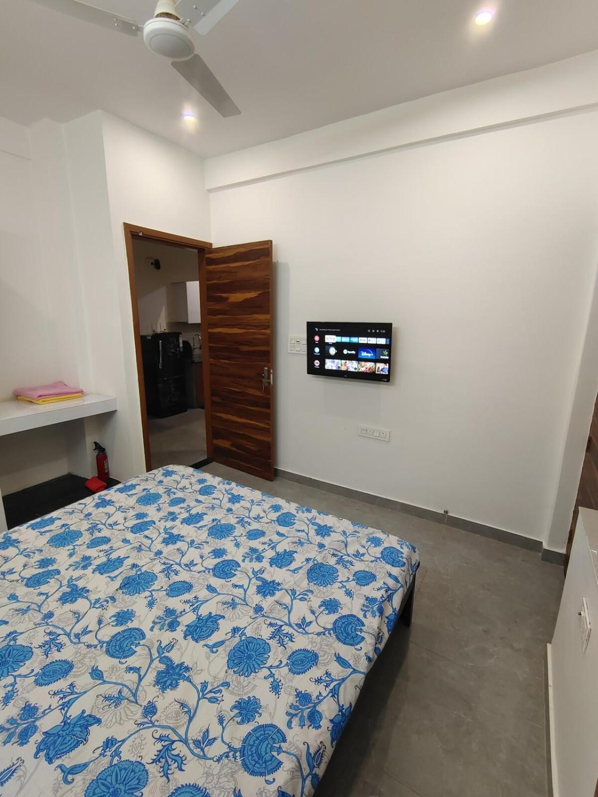 Pearl - 1 Bhk Flat Near Beautiful & Golf Course