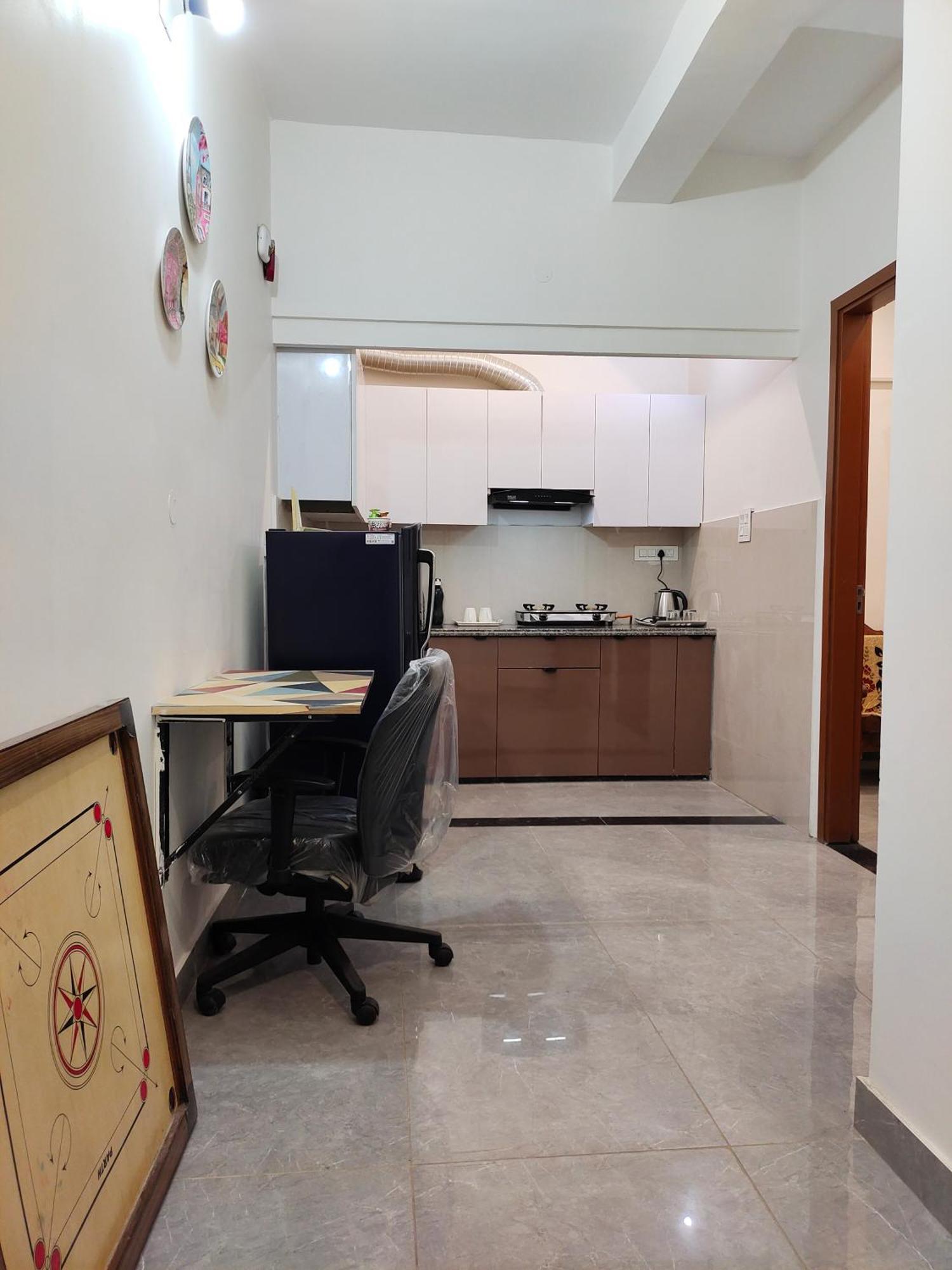 Pearl - 1 Bhk Flat Near Beautiful & Golf Course Apartment